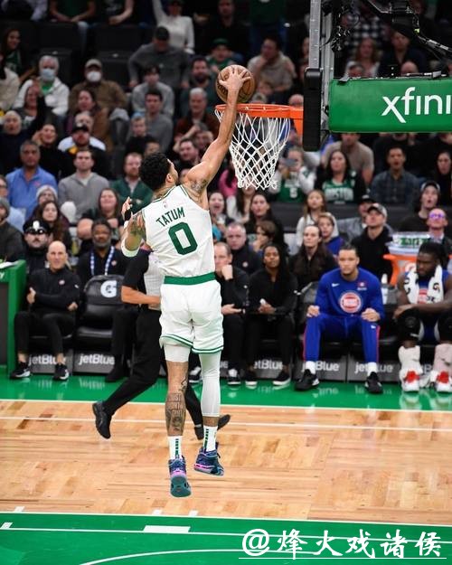 塔图姆轰43+16+10绿军复仇公牛 爵士轻取篮网 塔图姆轰43+16+10绿军复仇公牛 爵士轻取篮网